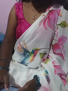 Snapshot of hyd_couple7878 chatting on July 23, 5:11 pm hyd couple7878 online show from July 23, 5:11 pm