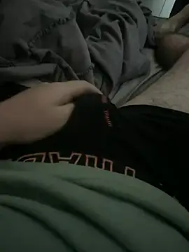 Snapshot of adamblunt59 chatting on April 3, 11:03 pm adamblunt59 online show from April 3, 11:03 pm