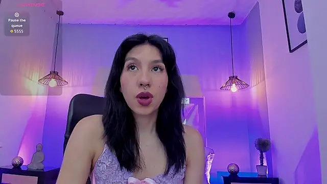 zoe-moreau online show from March 25, 7:42 pm