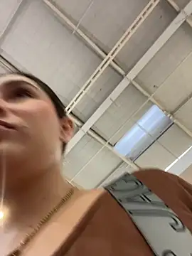 Snapshot of celeste_Velez chatting on November 5, 3:01 pm celeste Velez online show from November 5, 3:01 pm