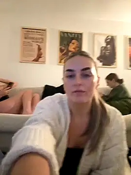 Snapshot of Bodacious_BrookeXO chatting on November 10, 10:20 pm Bodacious BrookeXO online show from November 10, 10:20 pm