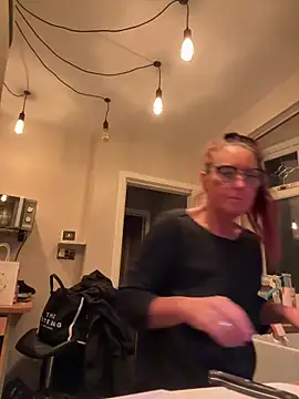 Angel-LinaX online show from February 15, 7:21 pm