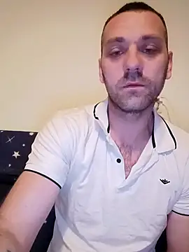 Baiat Finut1 online show from November 10, 2:43 am