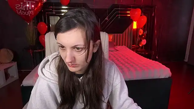 ZafiraMoonn online show from February 18, 7:04 am