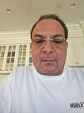 Snapshot of NYITAL8 chatting on November 4, 5:45 pm NYITAL8 online show from November 4, 5:45 pm