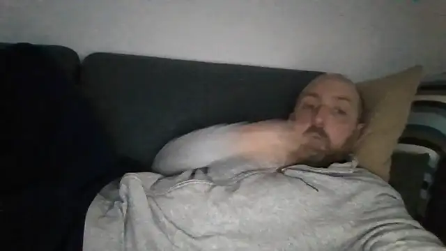 luca beech88 online show from April 21, 4:12 pm