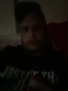 bkuterbach2015 online show from April 18, 10:10 pm