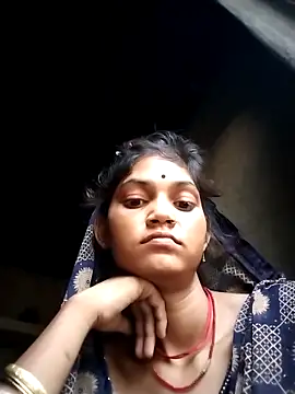 Snapshot of Jooli_cuty chatting on June 21, 12:24 am Jooli cuty online show from June 21, 12:24 am