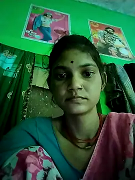 Snapshot of Jooli_cuty chatting on July 4, 2:18 am Jooli cuty online show from July 4, 2:18 am
