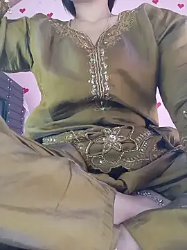 Snapshot of Saniya76 chatting on May 29, 3:32 pm Saniya76 online show from May 29, 3:32 pm