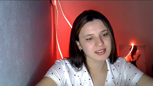 KiraHoney online show from February 8, 6:55 pm