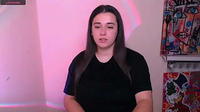 Snapshot of AlinaDoll_ chatting on June 24, 7:18 am AlinaDoll online show from June 24, 7:18 am