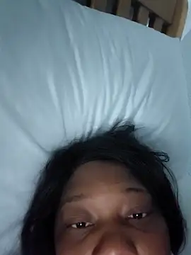 Snapshot of Fiery_QueenTivisay777 chatting on November 5, 8:03 am Fiery QueenTivisay777 online show from November 5, 8:03 am