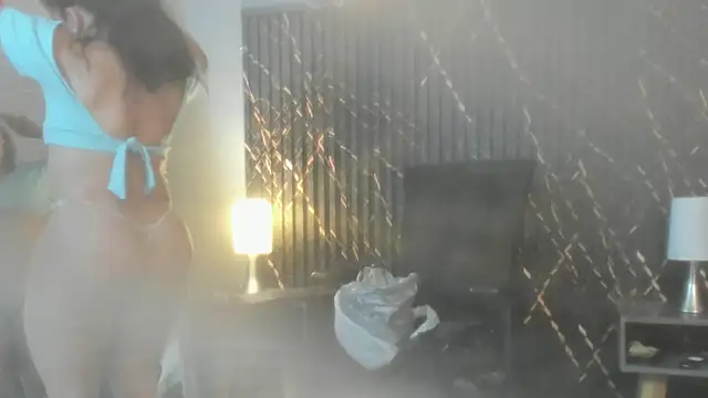 Snapshot of clara_heat chatting on May 22, 5:29 pm clara heat online show from May 22, 5:29 pm