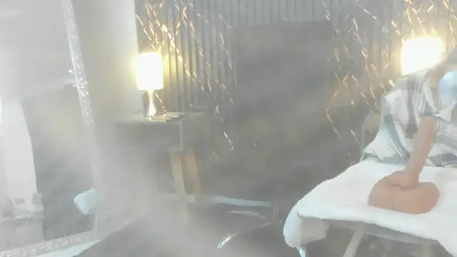 Snapshot of clara_heat chatting on June 1, 7:04 pm clara heat online show from June 1, 7:04 pm