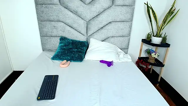 KimberlyFox t online show from January 17, 1:38 pm