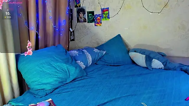 DragonflyLiza online show from February 28, 12:50 pm