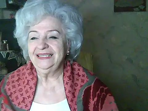 ValeriaKroww online show from April 17, 5:21 am