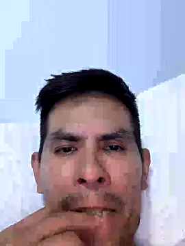 Snapshot of brito2026 chatting on November 3, 9:05 pm brito2026 online show from November 3, 9:05 pm