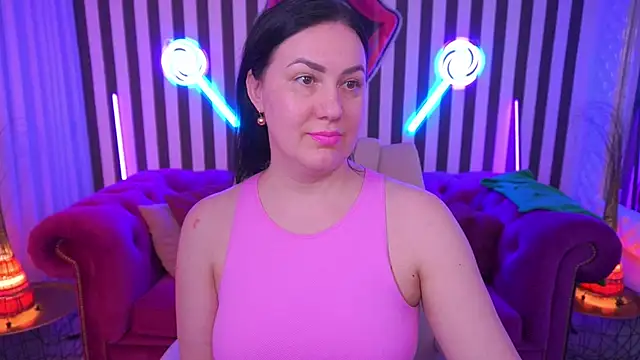 VelvetLuck online show from May 8, 1:05 pm