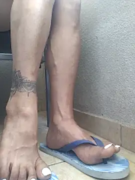 Xeena  online show from December 5, 2:58 pm