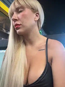 melisboa online show from April 11, 3:44 am