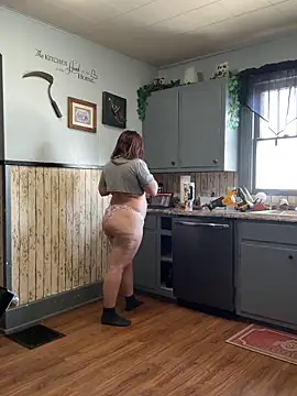 thickfarmtwat online show from February 12, 6:14 pm