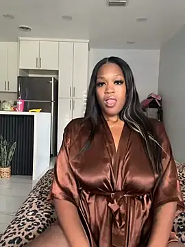 Snapshot of PrincessDreamm chatting on April 26, 7:22 pm PrincessDreamm online show from April 26, 7:22 pm