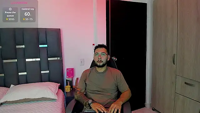 noah corvelle online show from November 15, 1:14 am