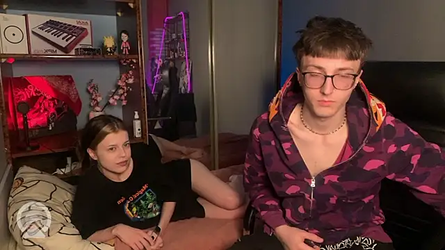 t files x online show from March 4, 6:25 pm