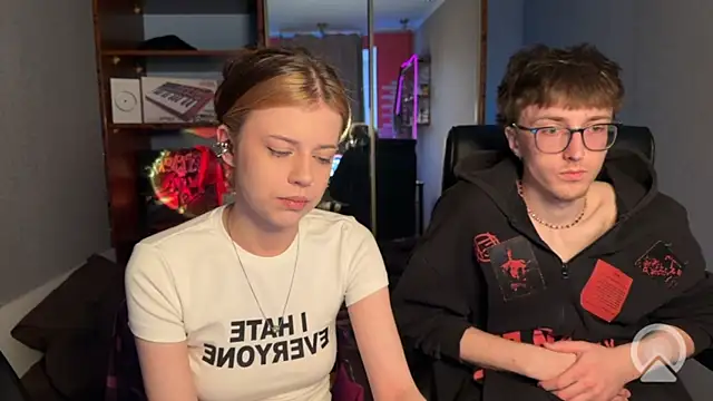 t files x online show from April 3, 4:10 am