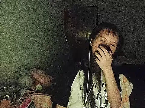 Snapshot of RebelAura chatting on July 26, 2:35 pm RebelAura online show from July 26, 2:35 pm