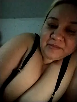 Snapshot of sharon-D chatting on November 8, 4:51 pm sharon-D online show from November 8, 4:51 pm