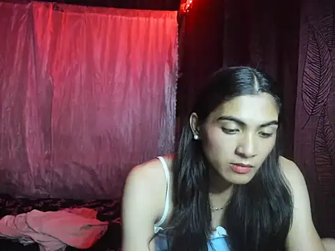 Snapshot of ursexykittykat_xx chatting on November 16, 4:01 pm ursexykittykat xx online show from November 16, 4:01 pm