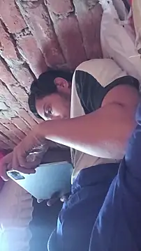 Snapshot of sageer097 chatting on November 13, 4:33 am sageer097 online show from November 13, 4:33 am