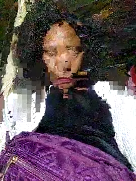 Mommy Sienna online show from April 16, 6:30 pm