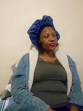 Snapshot of Mommy_Sienna chatting on April 29, 7:53 pm Mommy Sienna online show from April 29, 7:53 pm