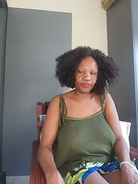Snapshot of Mommy_Sienna chatting on May 30, 1:19 pm Mommy Sienna online show from May 30, 1:19 pm