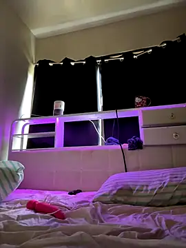 Snapshot of softgirlmedusa chatting on November 17, 6:24 pm softgirlmedusa online show from November 17, 6:24 pm