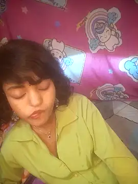 Freakingromance online show from March 2, 7:15 am