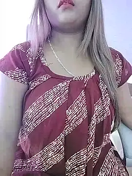 Snapshot of LoveLy-Soneya chatting on June 17, 4:19 pm LoveLy-Soneya online show from June 17, 4:19 pm
