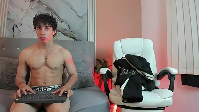 chris evans27 online show from February 21, 1:28 am