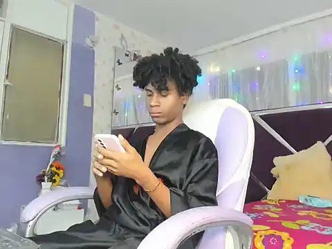 Snapshot of Santy_bigcock_01 chatting on January 9, 2:53 pm Santy bigcock 01 online show from January 9, 2:53 pm