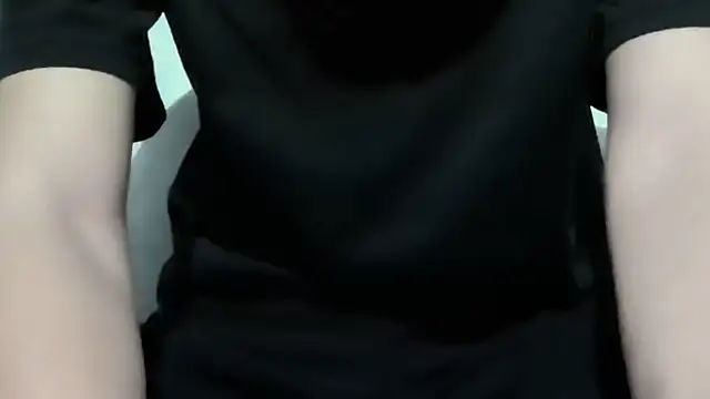 Snapshot of ilim111 chatting on November 6, 9:54 am ilim111 online show from November 6, 9:54 am