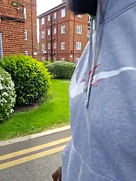 sweet juicem online show from April 18, 1:04 pm