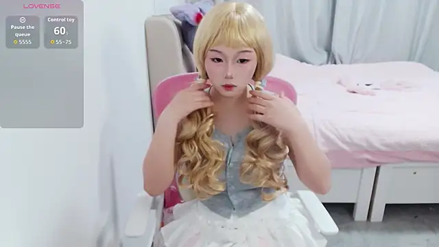 Snapshot of Flive-duo chatting on November 5, 3:23 pm Flive-duo online show from November 5, 3:23 pm