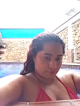 Snapshot of alana-silva chatting on June 26, 9:41 pm alana-silva online show from June 26, 9:41 pm