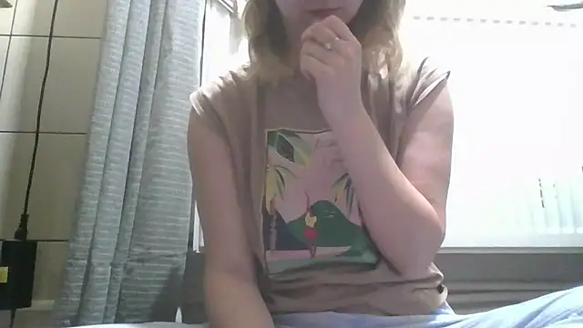 Snapshot of dirty_sasha00 chatting on May 2, 2:38 am dirty sasha00 online show from May 2, 2:38 am