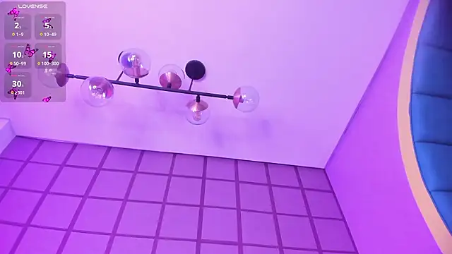 Snapshot of giamonroe chatting on February 16, 4:25 pm giamonroe online show from February 16, 4:25 pm