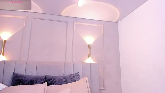 annie  20 online show from January 14, 12:00 pm